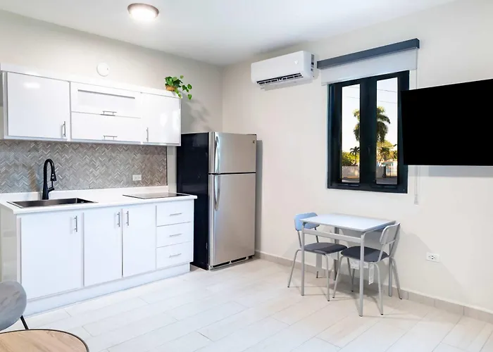 Aqua Villas Del Mar Apt 5 - 1Br Coastal Fun & Local Dining